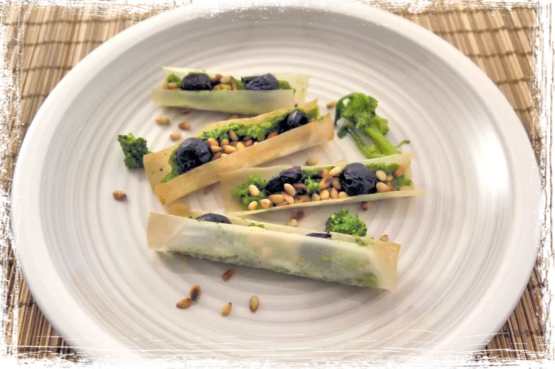 Barchette di pasta fillo con cime di rapa Barchette di pasta fillo con cime di rapa