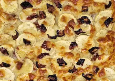 Torta salata con zucca trombetta di Albenga e provola affumicata