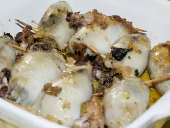 calamari ripieni pom olive cap_1.png