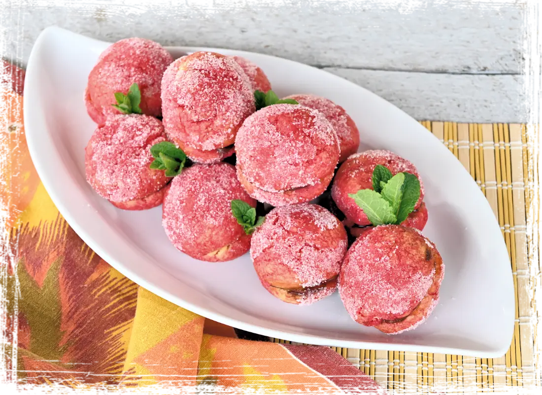 Pesche dolci all'Alchermes Pesche dolci all'Alchermes