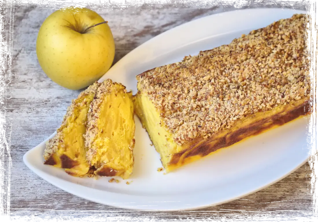 Plumcake alle mele Plumcake alle mele