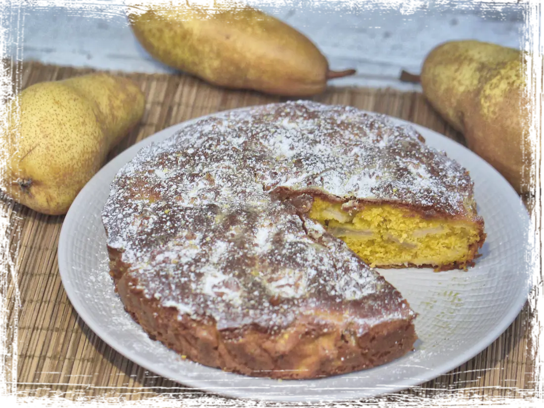 Torta Meneghina con pere e noci