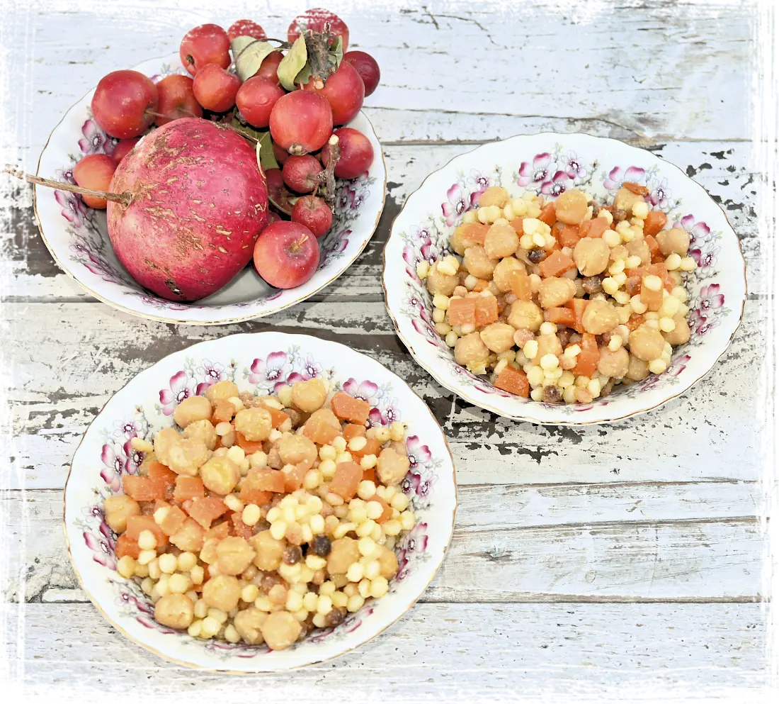 Fregola con ceci e carote Fregola con ceci e carote