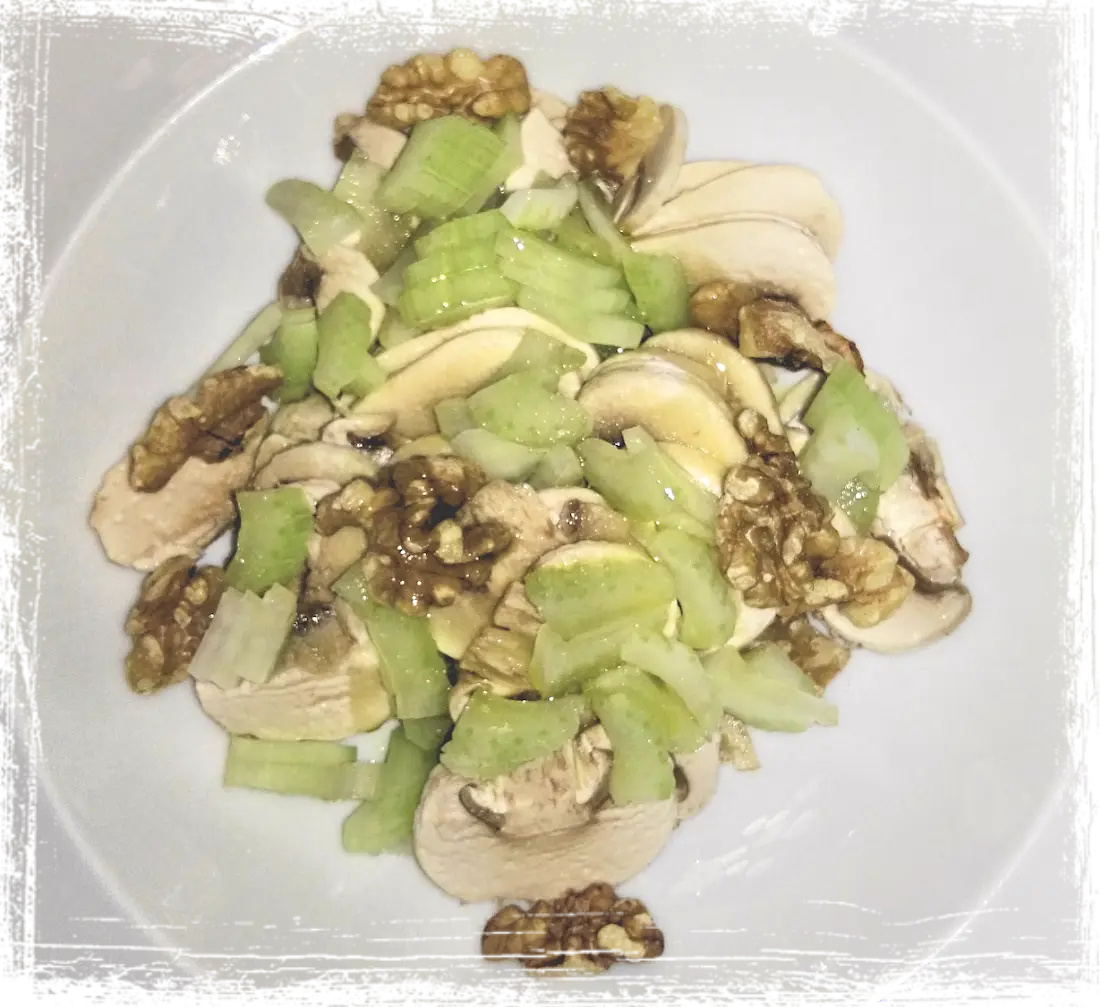 Insalata di funghi freschi Insalata di funghi freschi
