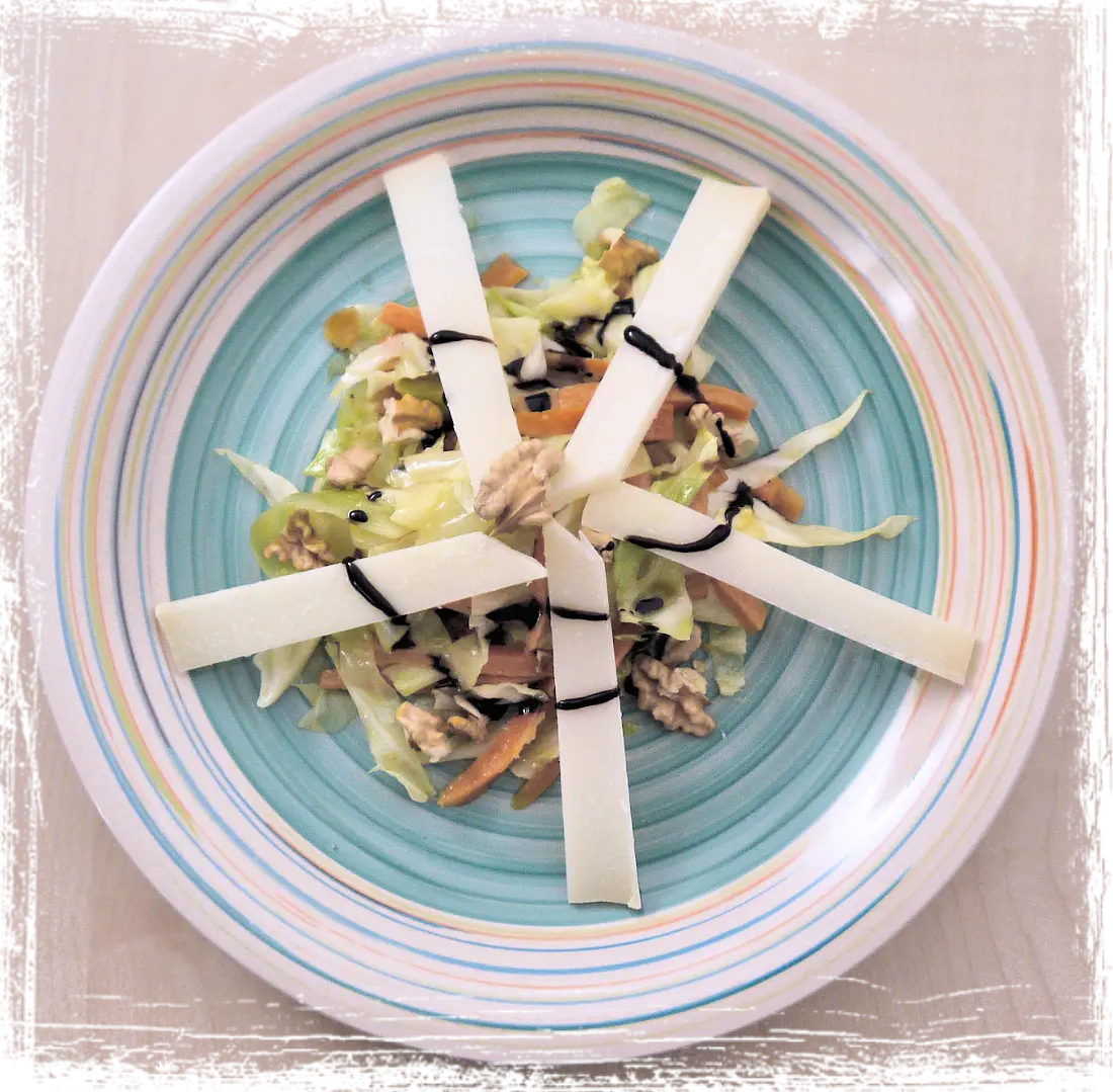 Insalata calda di cavolo cappuccio Insalata calda di cavolo cappuccio
