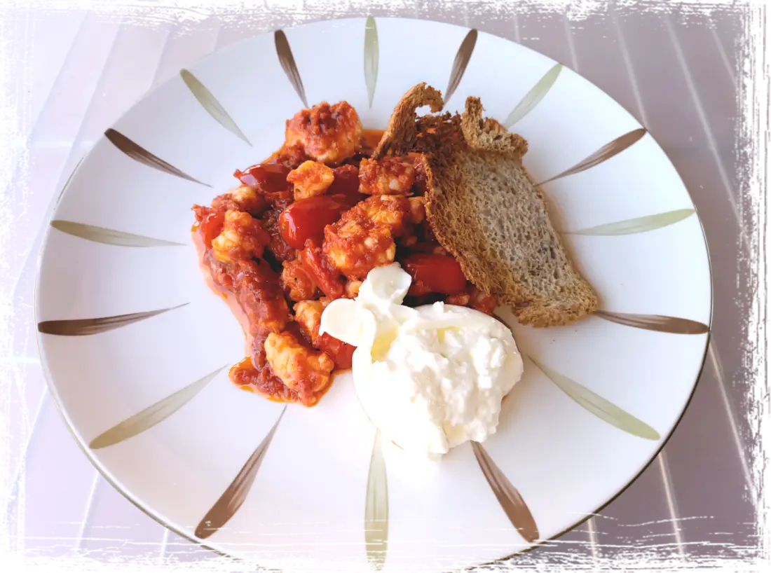 Gamberi alla provenzale con burrata