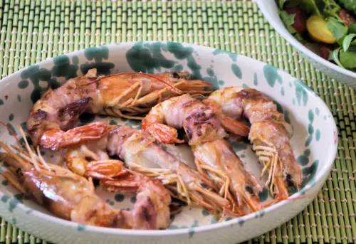 Gamberoni con pancetta