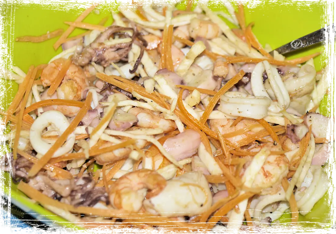 Insalata di mare al profumo di agrumi Insalata di mare al profumo di agrumi