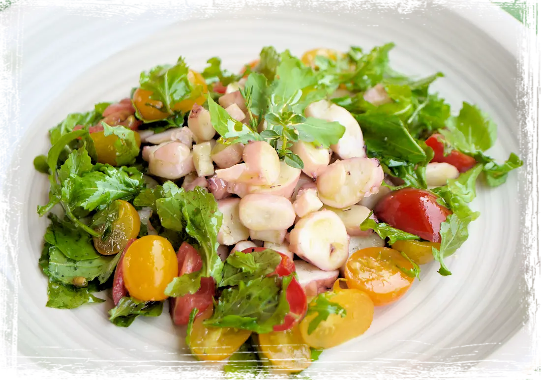 Insalata totani, rucola e pomodorini