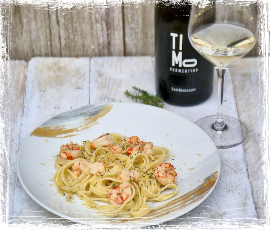 Fettuccine al limone con gamberi, zenzero e timo Fettuccine al limone con gamberi, zenzero e timo