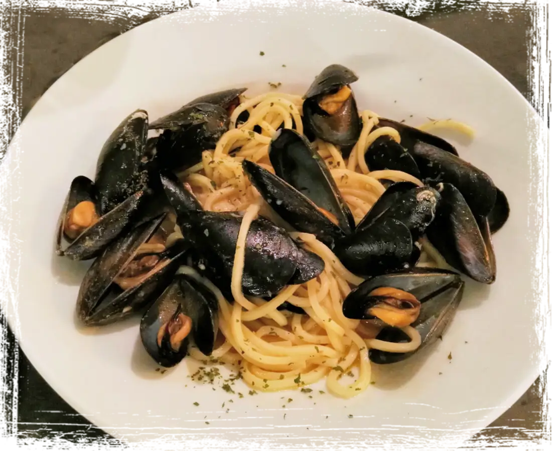 Spaghetti alle cozze con salsa di cannellini Spaghetti alle cozze con salsa di cannellini