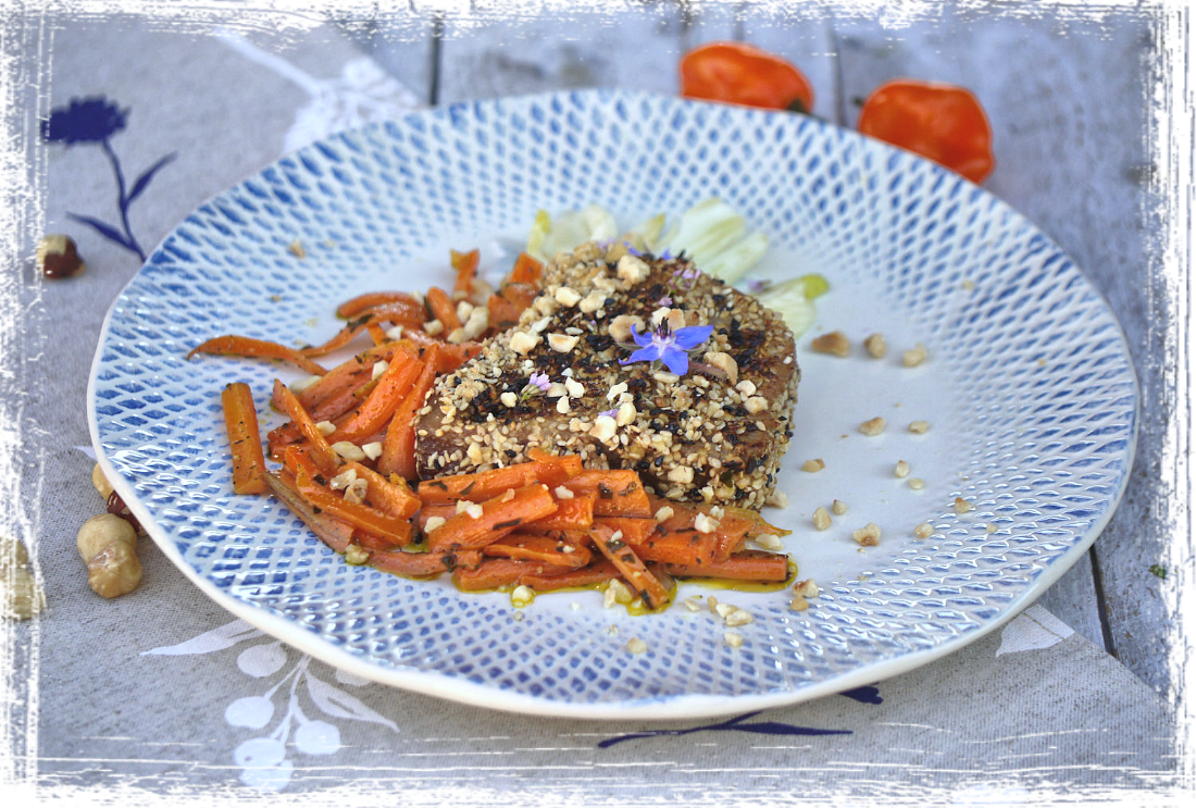 Tataki di tonno con nocciole e sesamo Tataki di tonno con nocciole e sesamo