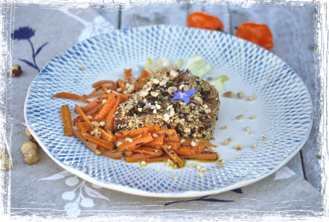 Tataki di tonno con nocciole e sesamo