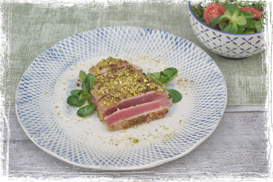 Filetto di tonno con panure di pistacchi Filetto di tonno con panure di pistacchi