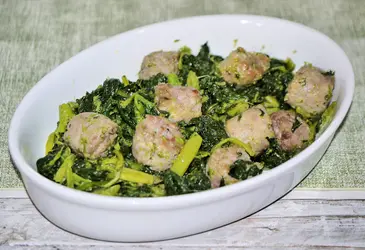 Salsicce con cime di rapa