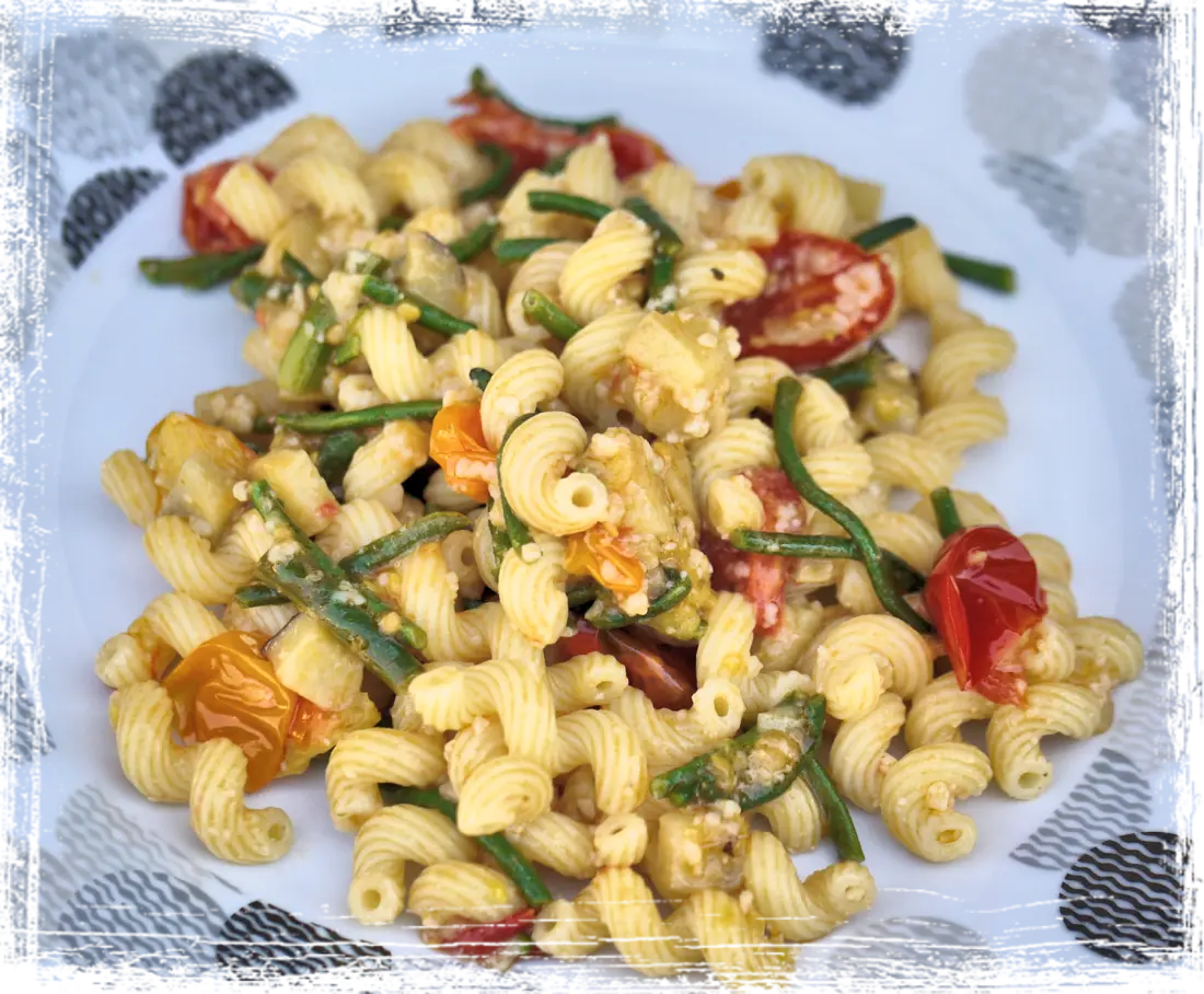 Cellentani con melanzane e fagiolini Cellentani con melanzane e fagiolini