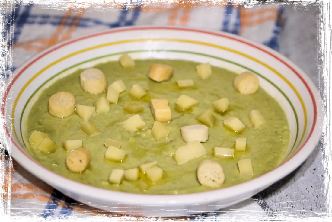 Crema di piselli con bitto Crema di piselli con bitto