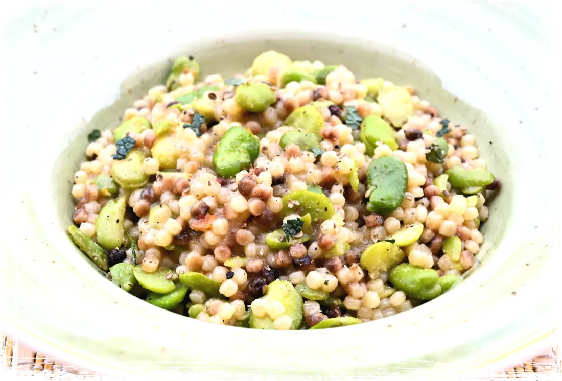 Fregola risotta con fave fresche e menta Fregola risotta con fave fresche e menta