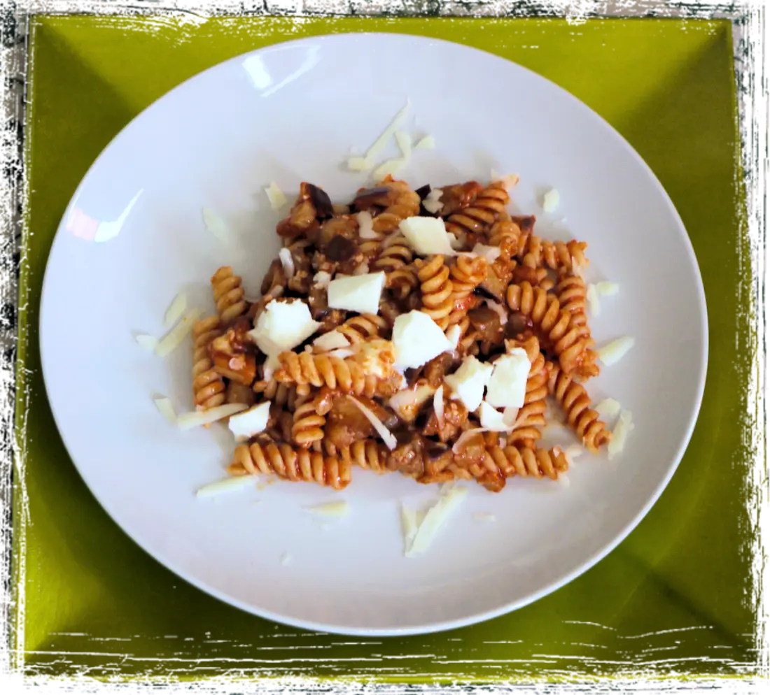 Fusilli alle melanzane Fusilli alle melanzane