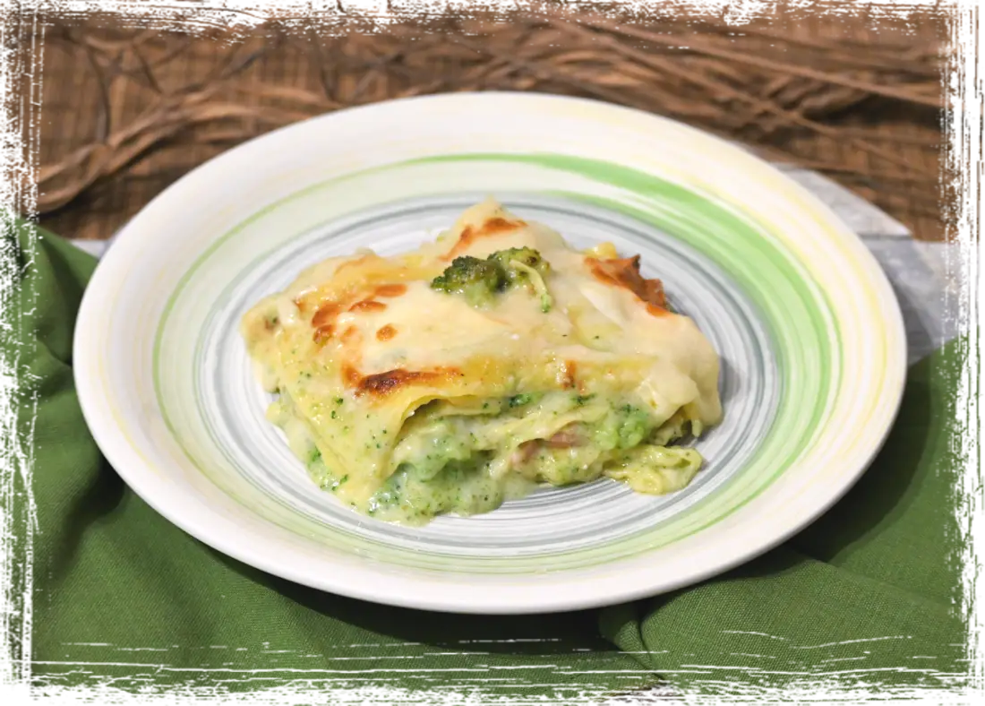 Lasagne con broccoli, provola e pancetta affumicate Lasagne con broccoli, provola e pancetta affumicate