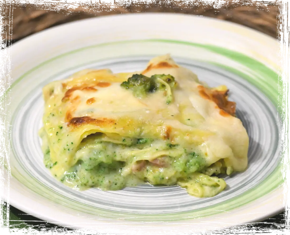 Lasagne con broccoli, provola e pancetta affumicate Lasagne con broccoli, provola e pancetta affumicate
