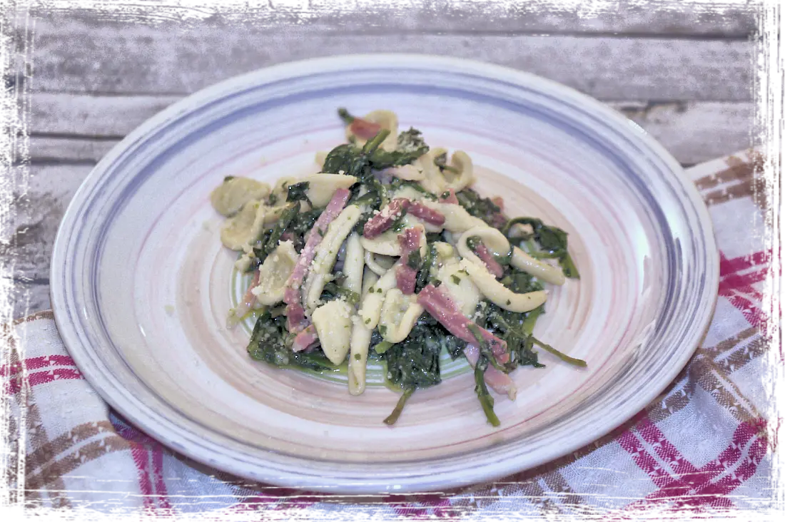 Maritati con speck e streccapògn Maritati con speck e streccapògn