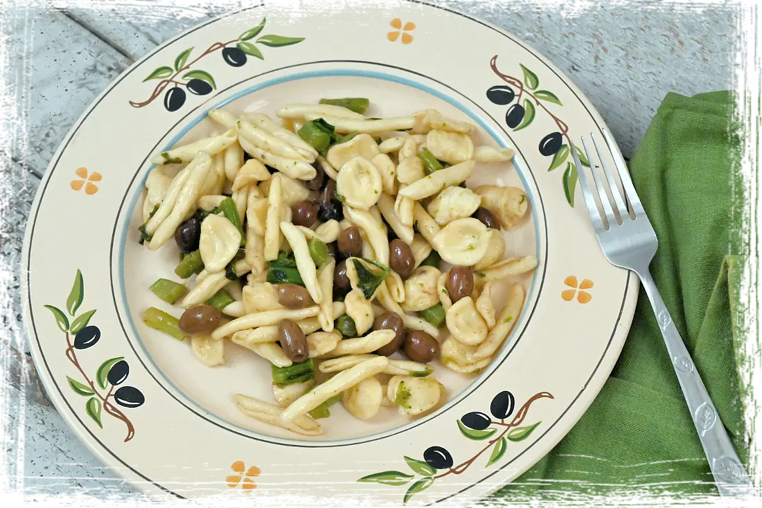 Maritati con cavolo nero e olive taggiasche Maritati con cavolo nero e olive taggiasche