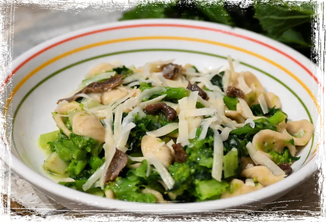 Orecchiette integrali con cime di rapa e alici Orecchiette integrali con cime di rapa e alici