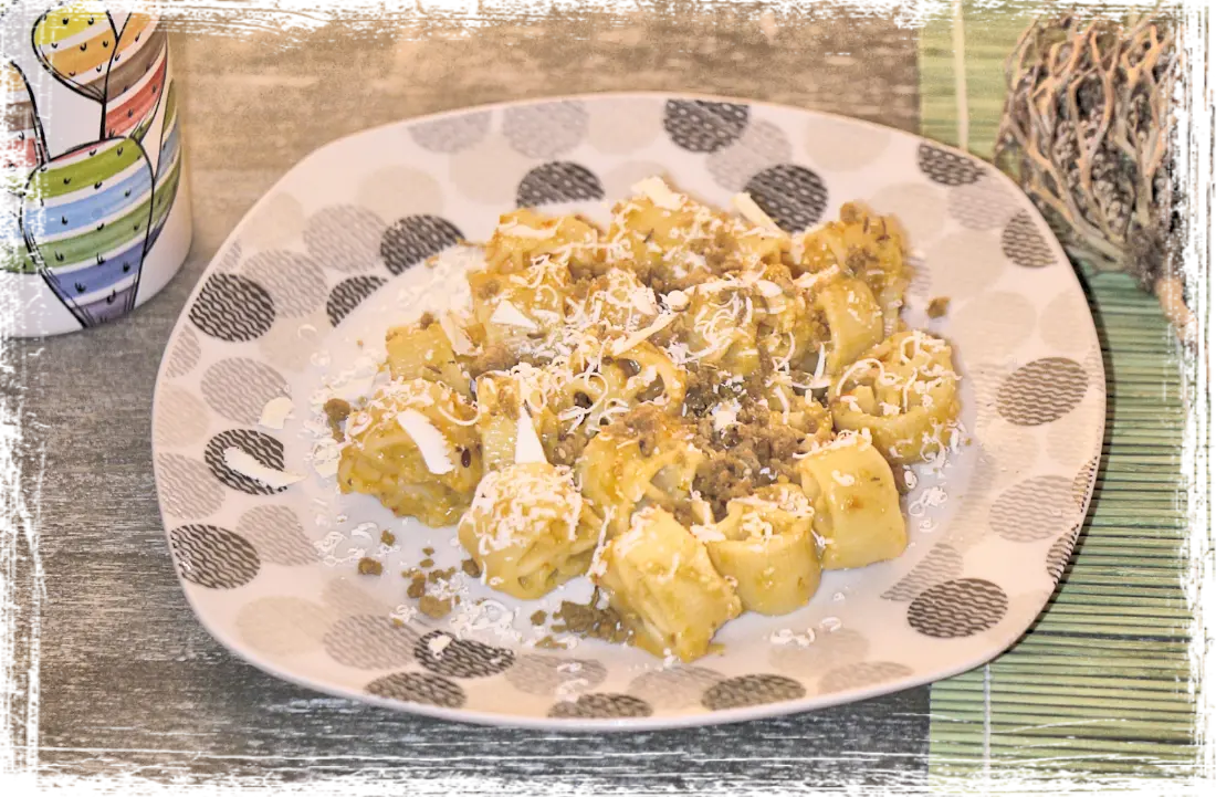 Ruote pazze con crema di melanzane rosse Ruote pazze con crema di melanzane rosse