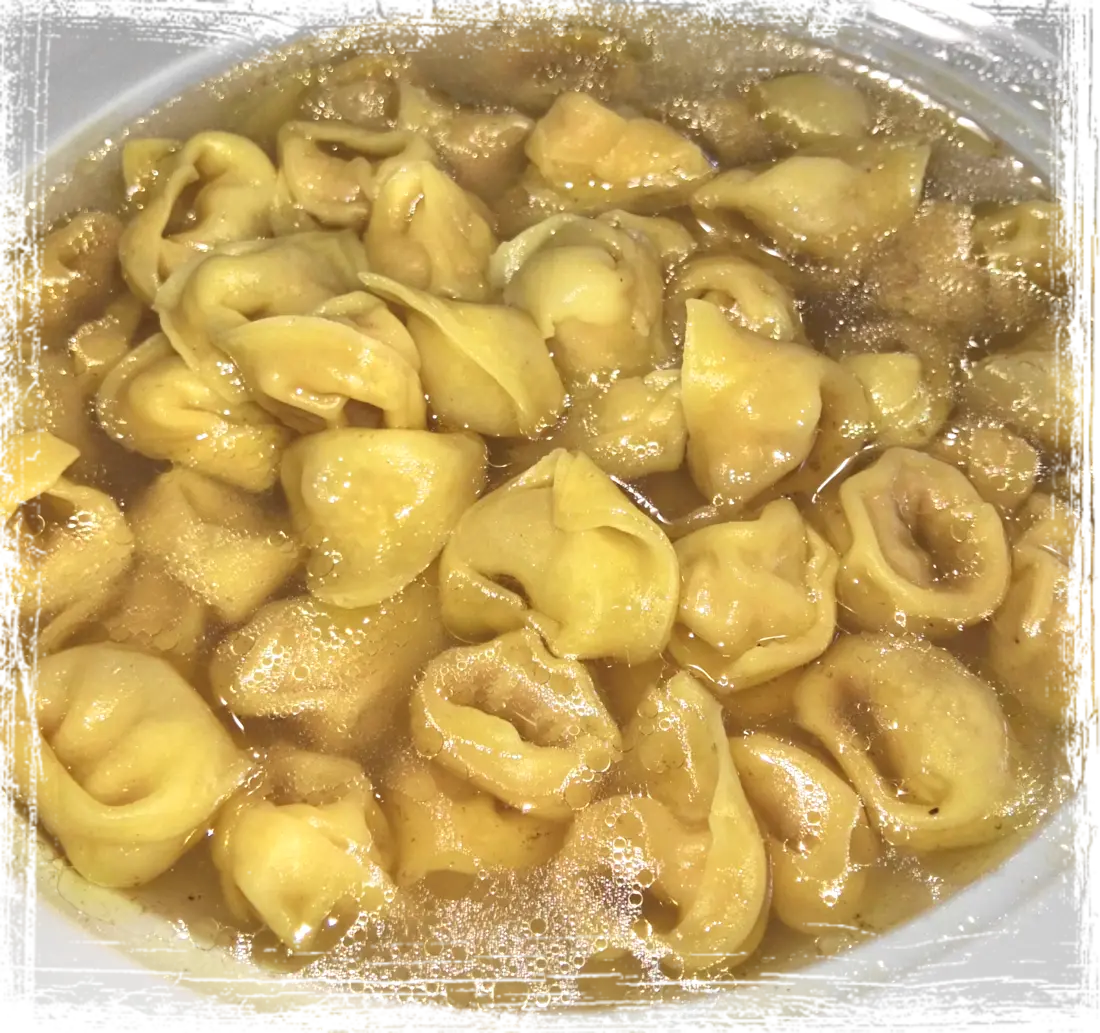 Tortellini in brodo Tortellini in brodo