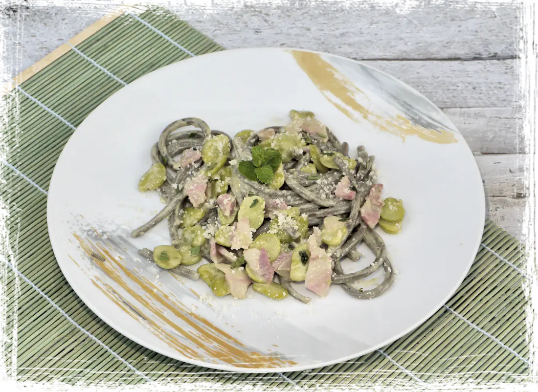 Troccoli di grano arso con guanciale, fave e pecorino Troccoli di grano arso con guanciale, fave e pecorino