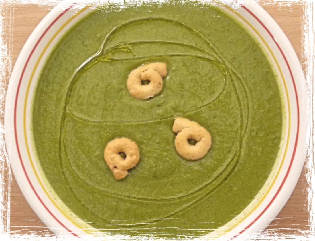 Crema di cime di rapa con tarallini piccanti Crema di cime di rapa con tarallini piccanti