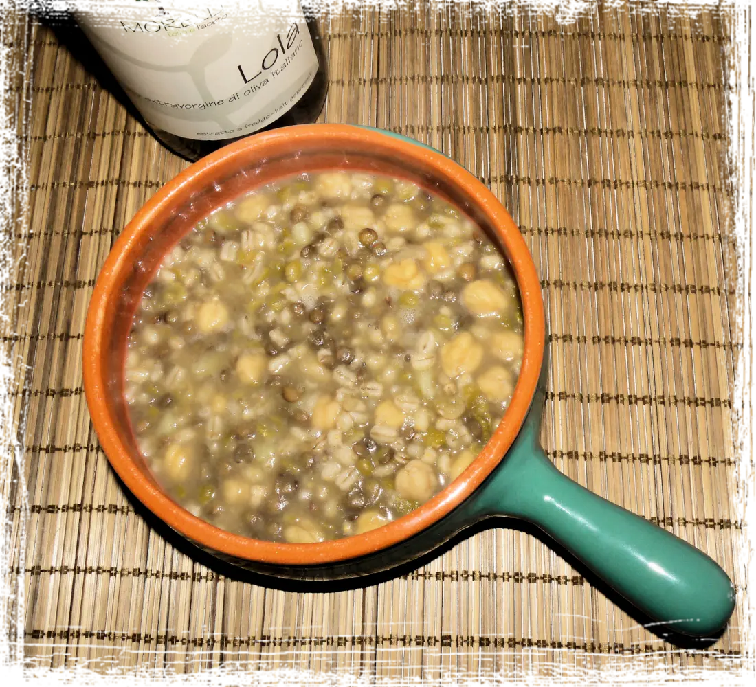 Zuppa di legumi e cereali