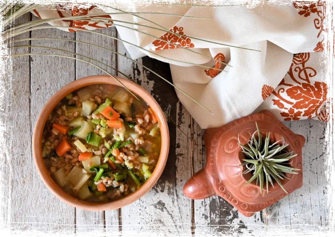 Zuppa di farro con cavolfiore e patate