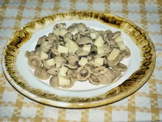 Orecchiette con melanzane perline e Asiago