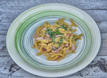 Passatelli con pancetta e stridoli