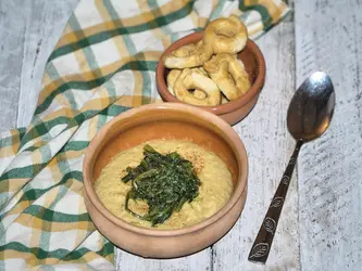 Crema di ceci con puntarelle