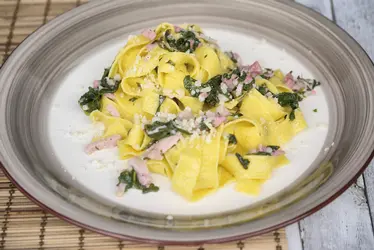 pappardelle pancetta stridoli_01.png