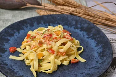 Tagliatelle peperoni e panna