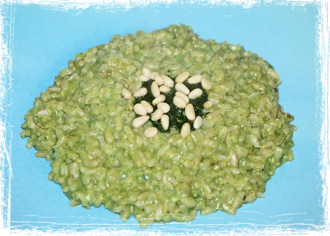 Risotto con borragine, robiola e menta Risotto con borragine, robiola e menta