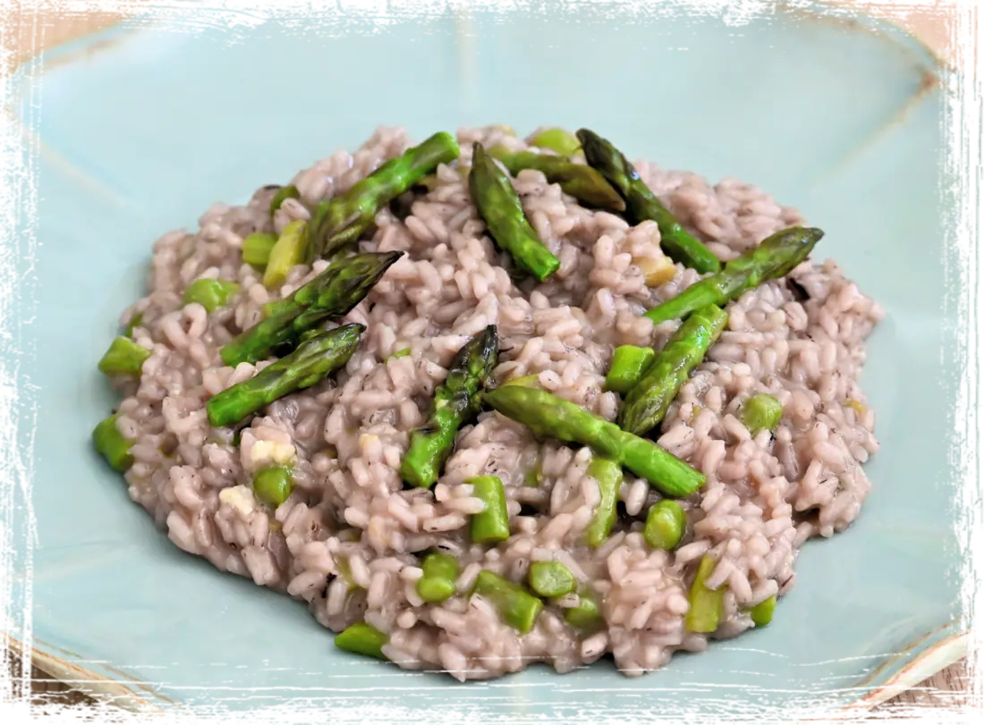 Risotto Lillà con asparagi Risotto Lillà con asparagi