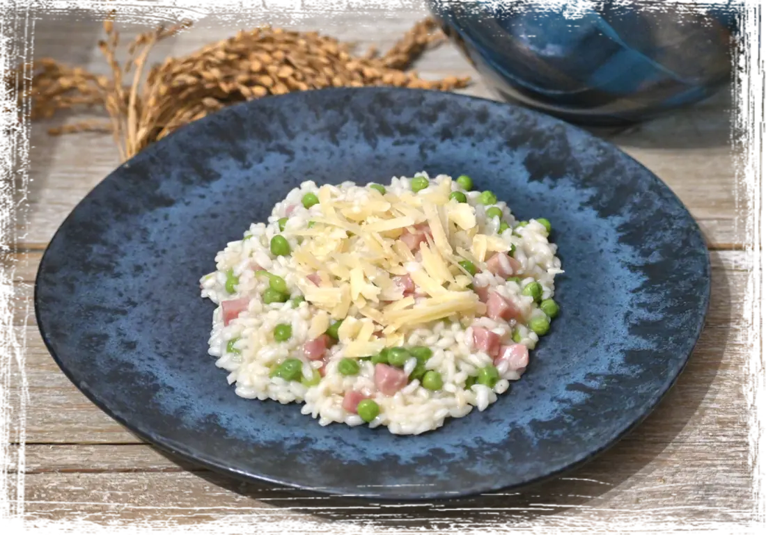 Risotto con piselli e prosciutto cotto Risotto con piselli e prosciutto cotto