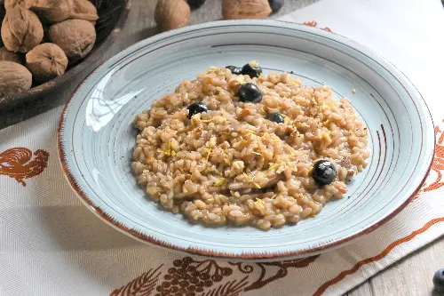 Risotto ai porcini con mirtilli