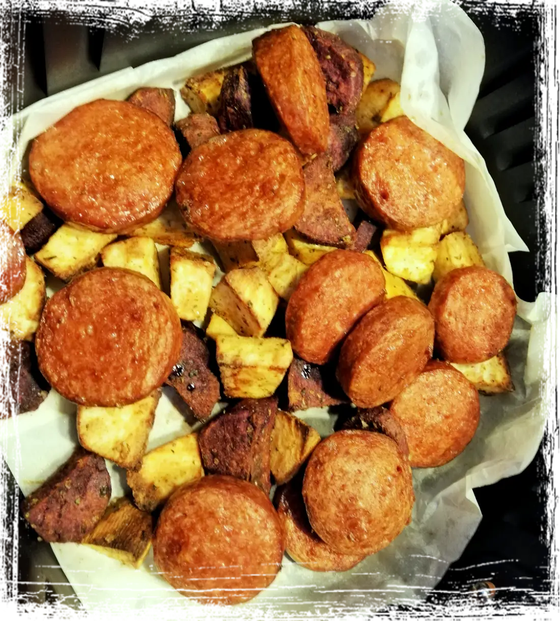 Knödelwurst e batata in friggitrice ad aria