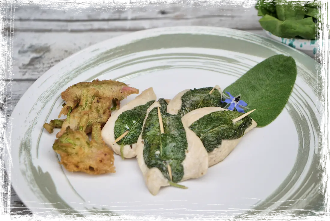 Infilzati di pollo alla birra e salvia Infilzati di pollo alla birra e salvia