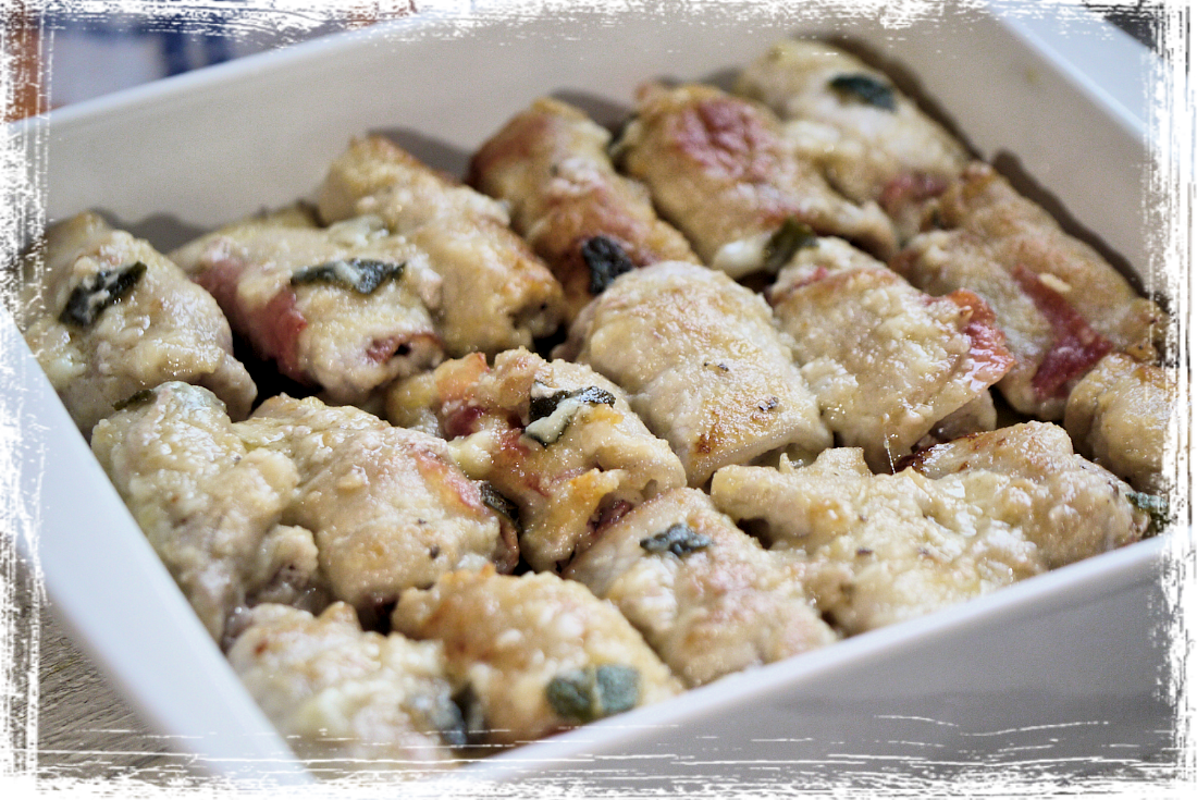 Involtini di lonza con speck, formaggio al profumo di salvia Involtini di lonza con speck, formaggio al profumo di salvia
