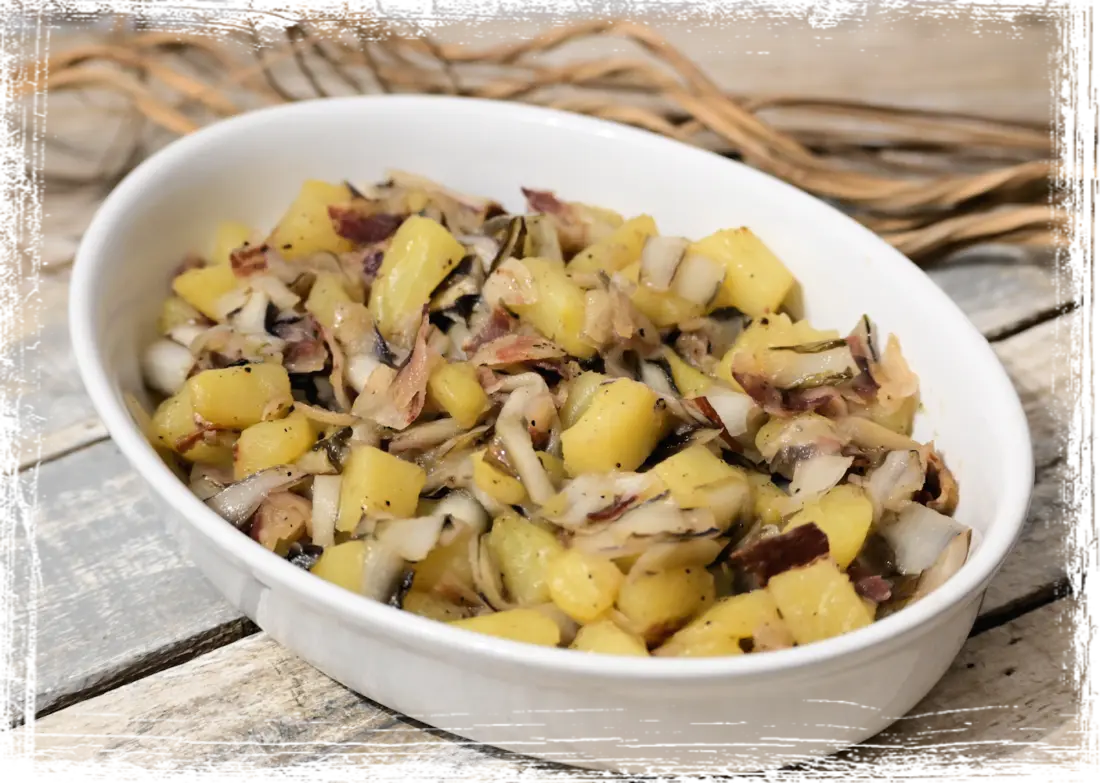 Patate con radicchio e pancetta Patate con radicchio e pancetta