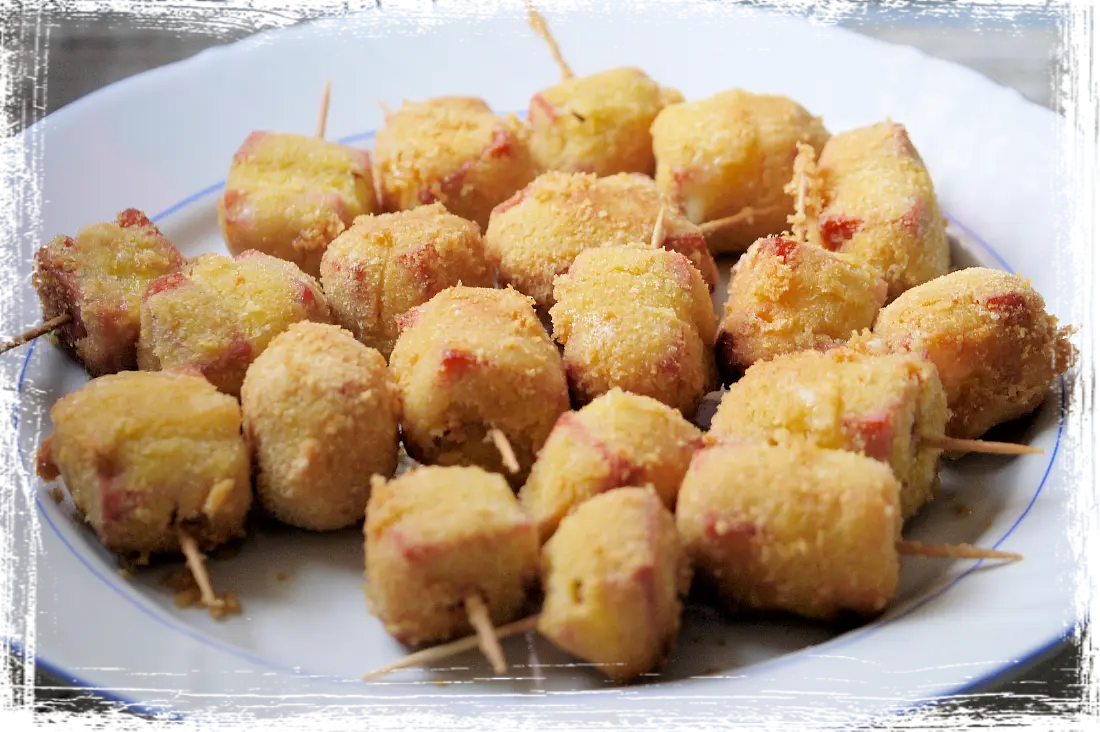 Spiedini di mortadella e emmental Spiedini di mortadella e emmental