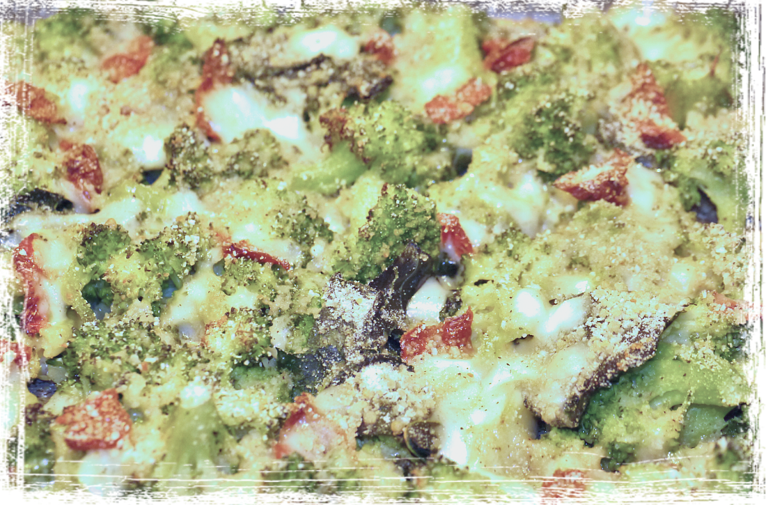 Broccoli gratinati con pomodori secchi Broccoli gratinati con pomodori secchi