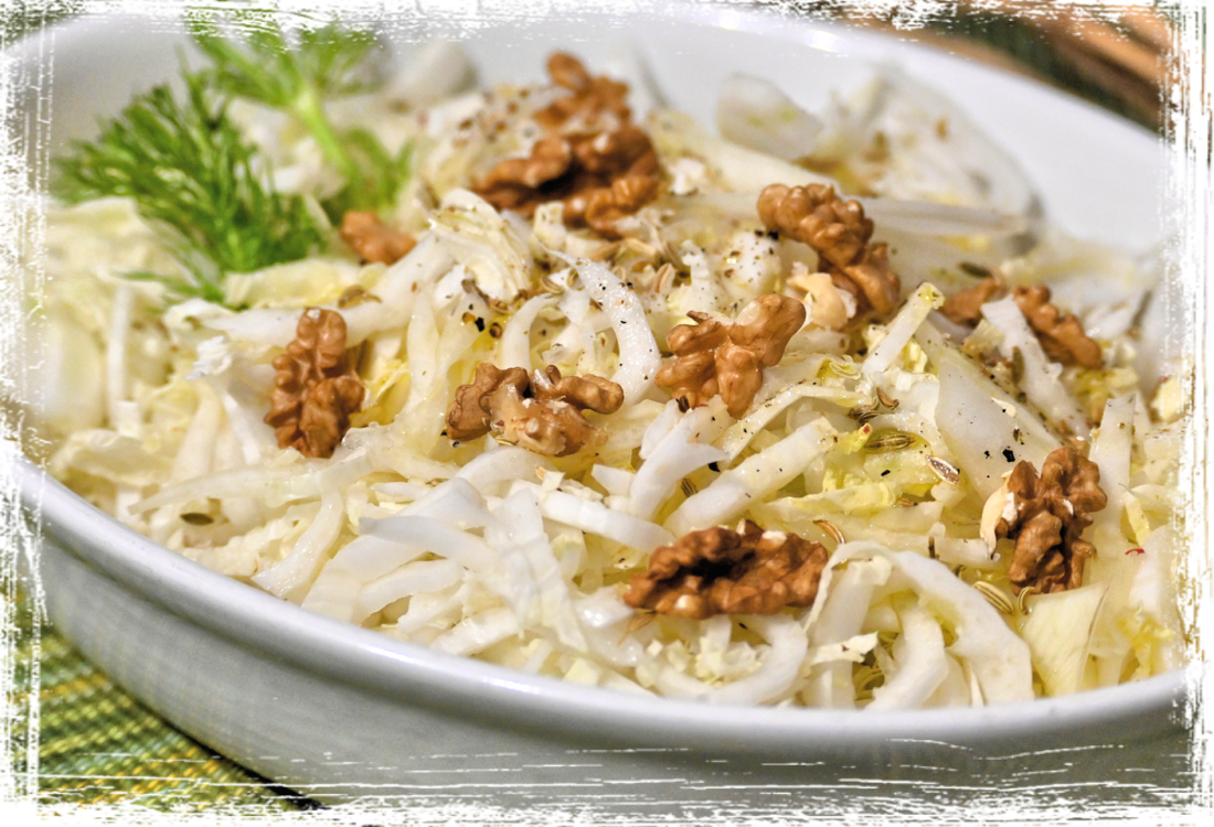 Insalata di cavolo di Pechino e finocchio Insalata di cavolo di Pechino e finocchio